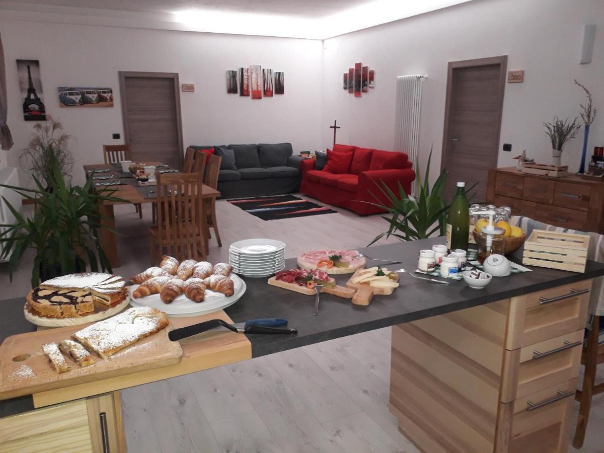 B&B Il Crocevia Teglio Exteriér fotografie